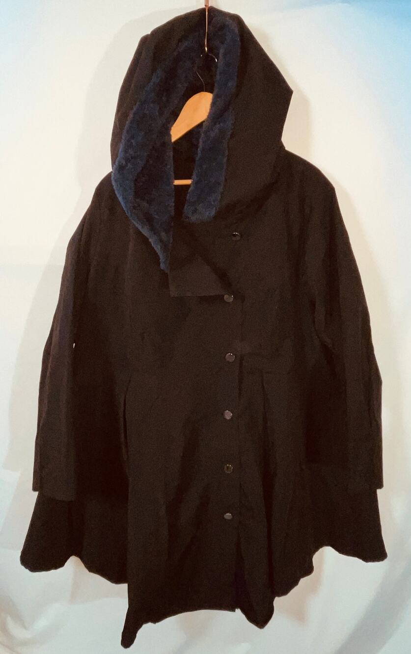 NWT RoseGal Hooded Raincoat - Women's Size 3X (US 20)